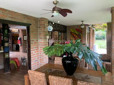 Casa de 4 alcobas en venta en La Maria Pance, Cali, 1000 m² · foto 4 de 16