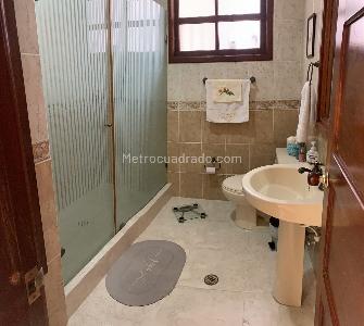 Casa de 5 alcobas en venta en San Fernando, Cali, 318 m² · foto 8 de 18