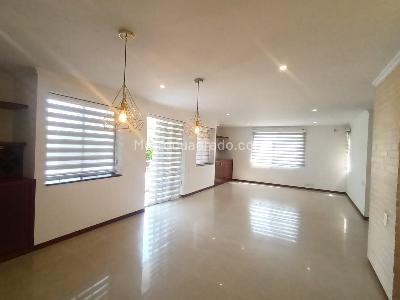 Casa de 5 alcobas en venta en Pance Av La Maria, Cali, 378 m² · foto 10 de 20