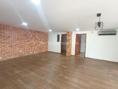 Casa de 5 alcobas en venta en Pance Av La Maria, Cali, 378 m² · foto 4 de 20