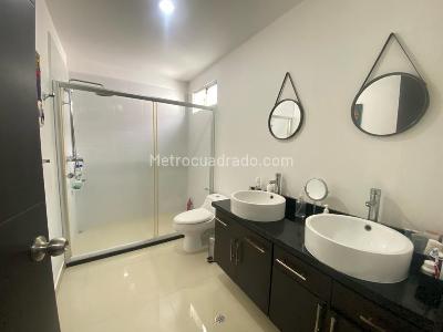 Casa de 5 alcobas en venta en Alfaguara, Cali, 646 m² · foto 15 de 20