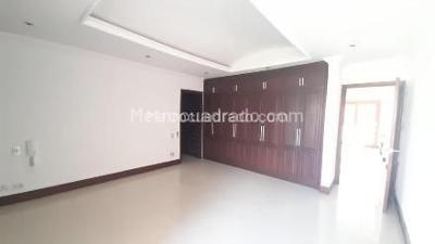 Casa de 5 alcobas en venta en Ciudad Jardin Paraiso, Cali, 450 m² · foto 10 de 16