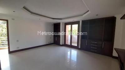 Casa de 5 alcobas en venta en Ciudad Jardin Paraiso, Cali, 450 m² · foto 11 de 16