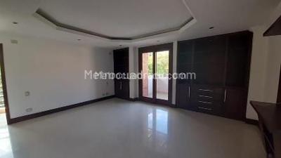 Casa de 5 alcobas en venta en Ciudad Jardin Paraiso, Cali, 450 m² · foto 13 de 16