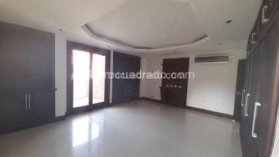 Casa de 5 alcobas en venta en Ciudad Jardin Paraiso, Cali, 450 m² · foto 14 de 16