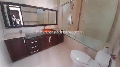 Casa de 5 alcobas en venta en Ciudad Jardin Paraiso, Cali, 450 m² · foto 15 de 16