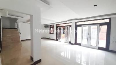 Casa de 5 alcobas en venta en Ciudad Jardin Paraiso, Cali, 450 m² · foto 6 de 16