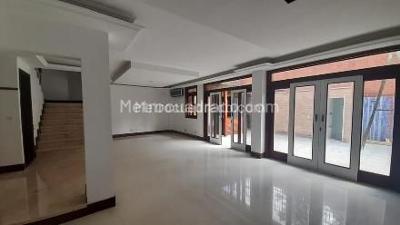 Casa de 5 alcobas en venta en Ciudad Jardin Paraiso, Cali, 450 m² · foto 8 de 16