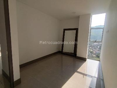 Apartamento de 4 alcobas en venta en Mirador De Menga, Cali, 167 m² · foto 15 de 18