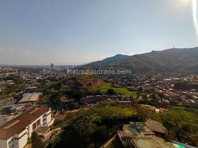 Apartamento de 4 alcobas en venta en Mirador De Menga, Cali, 167 m² · foto 17 de 18