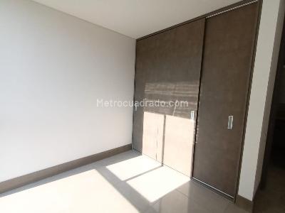 Apartamento de 4 alcobas en venta en Mirador De Menga, Cali, 167 m² · foto 11 de 18