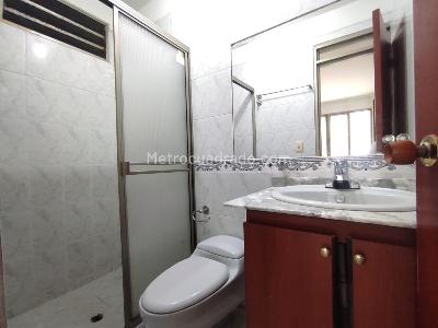 Apartamento de 3 alcobas en venta en Prados Del Limonar, Cali, 140 m² · foto 13 de 17