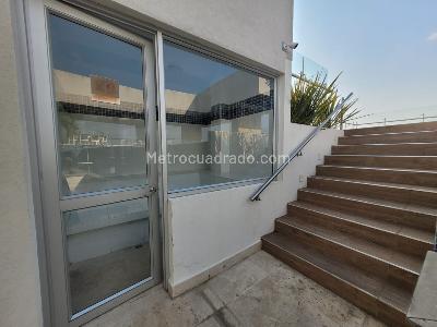 Apartamento de 4 alcobas en venta en Ciudad Jardin, Cali, 136 m² · foto 18 de 20