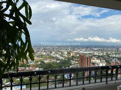 Apartamento de 4 alcobas en venta en Cristales Alto, Cali, 458 m² · foto 2 de 14