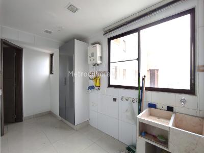 Apartamento de 3 alcobas en venta en Bosques Del Limonar, Cali, 195 m² · foto 7 de 20