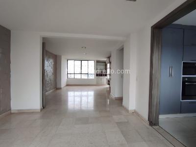 Apartamento de 3 alcobas en venta en Bosques Del Limonar, Cali, 195 m² · foto 15 de 20