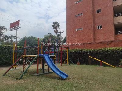 Apartamento de 3 alcobas en venta en Bosques Del Limonar, Cali, 195 m² · foto 19 de 20