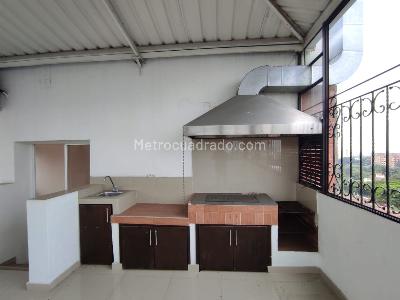 Apartamento de 3 alcobas en venta en Bosques Del Limonar, Cali, 195 m² · foto 18 de 20