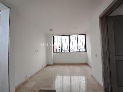 Apartamento de 3 alcobas en venta en Bosques Del Limonar, Cali, 195 m² · foto 9 de 20
