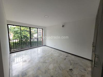 Casa de 5 alcobas en venta en El Ingenio I, Cali, 223 m² · foto 10 de 18