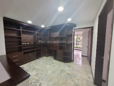 Casa de 5 alcobas en venta en El Ingenio I, Cali, 223 m² · foto 9 de 18