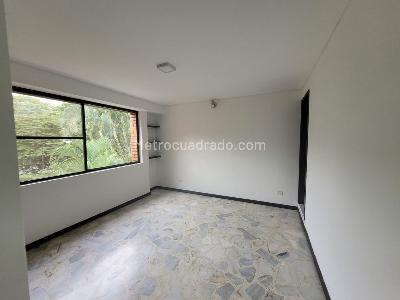 Casa de 5 alcobas en venta en El Ingenio I, Cali, 223 m² · foto 12 de 18