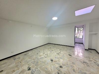 Casa de 5 alcobas en venta en El Ingenio I, Cali, 223 m² · foto 15 de 18