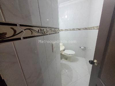 Casa de 5 alcobas en venta en El Ingenio I, Cali, 223 m² · foto 11 de 18