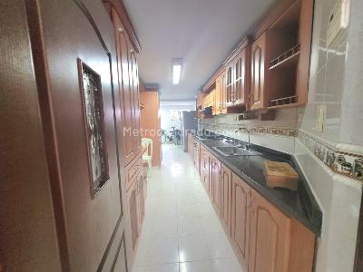Casa de 5 alcobas en venta en El Ingenio I, Cali, 223 m² · foto 3 de 18