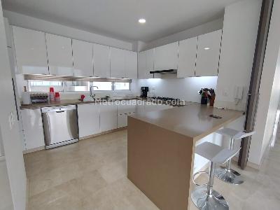 Apartamento de 4 alcobas en venta en Pance, Cali, 200 m² · foto 6 de 19