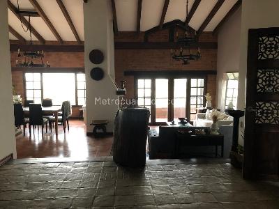 Casa de 5 alcobas en venta en Arroyohondo, Cali, 1900 m² · foto 10 de 15