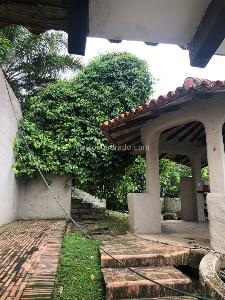 Casa de 5 alcobas en venta en Arroyohondo, Cali, 1900 m² · foto 12 de 15