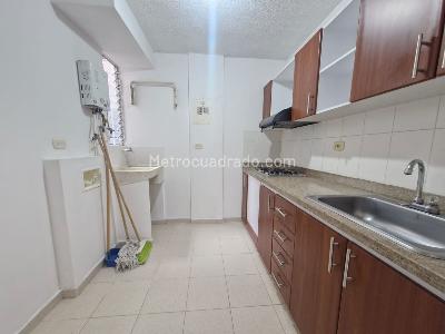 Apartamento de 2 alcobas en venta en Valle Del Lili, Cali, 50 m² · foto 3 de 13
