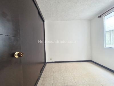 Apartamento de 2 alcobas en venta en Valle Del Lili, Cali, 50 m² · foto 6 de 13