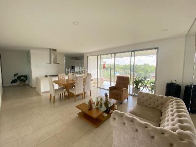 Apartamento de 4 alcobas en venta en Pance, Cali, 157 m² · foto 2 de 17