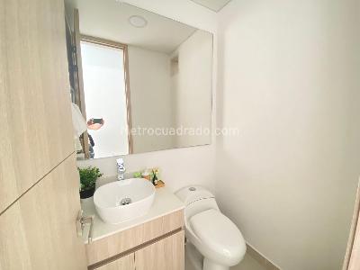 Apartamento de 4 alcobas en venta en Los Cristales Ii, Cali, 118 m² · foto 8 de 18