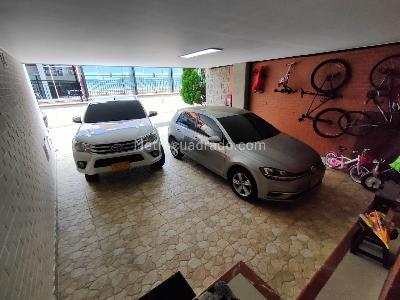 Casa de 4 alcobas en venta en Ciudad Jardin Paraiso, Cali, 198 m² · foto 16 de 19
