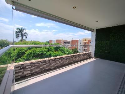 Apartamento de 4 alcobas en venta en Pance, Cali, 158 m² · foto 3 de 19