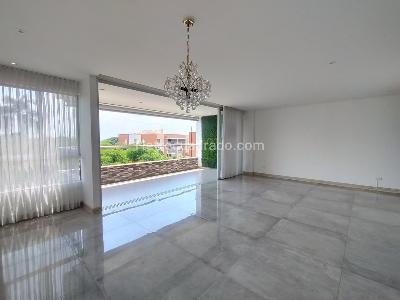 Apartamento de 4 alcobas en venta en Pance, Cali, 158 m² · foto 2 de 19