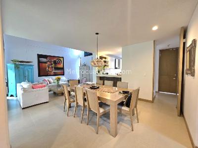 Casa de 5 alcobas en venta en Pance Av La Maria, Cali, 560 m² · foto 2 de 20