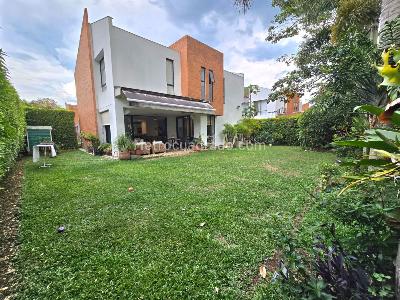 Casa de 5 alcobas en venta en Pance Av La Maria, Cali, 560 m² · foto 18 de 20