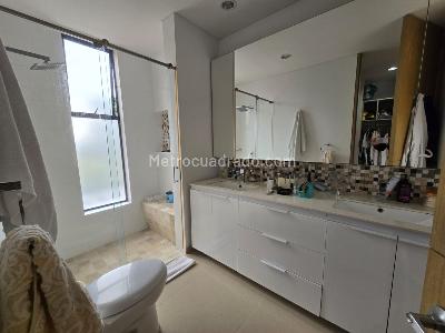 Casa de 5 alcobas en venta en Pance Av La Maria, Cali, 560 m² · foto 15 de 20