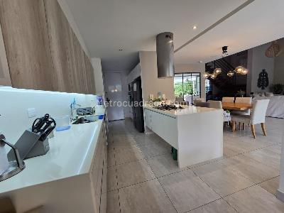 Casa de 4 alcobas en venta en Pance, Cali, 320 m² · foto 10 de 18