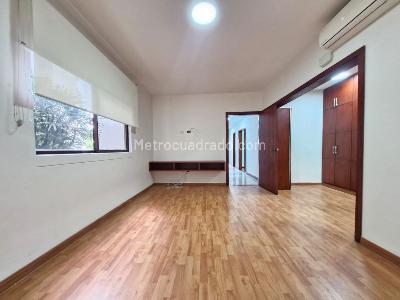 Apartamento de 3 alcobas en venta en Santa Monica Norte, Cali, 180 m² · foto 13 de 19