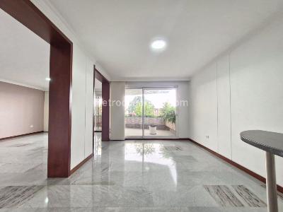 Apartamento de 3 alcobas en venta en Santa Monica Norte, Cali, 180 m² · foto 3 de 19