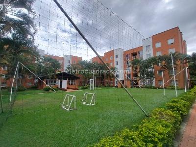 Apartamento de 3 alcobas en venta en Prados Del Limonar, Cali, 76 m² · foto 10 de 14