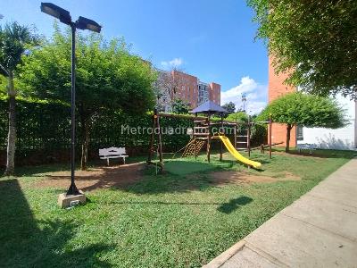 Apartamento en venta en Valle Del Lili, Cali · foto 13 de 14