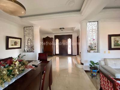 Casa de 5 alcobas en venta en Ciudad Jardin Paraiso, Cali, 264 m² · foto 9 de 20