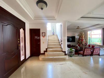 Casa de 5 alcobas en venta en Ciudad Jardin Paraiso, Cali, 264 m² · foto 14 de 20
