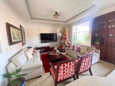 Casa de 5 alcobas en venta en Ciudad Jardin Paraiso, Cali, 264 m² · foto 5 de 20